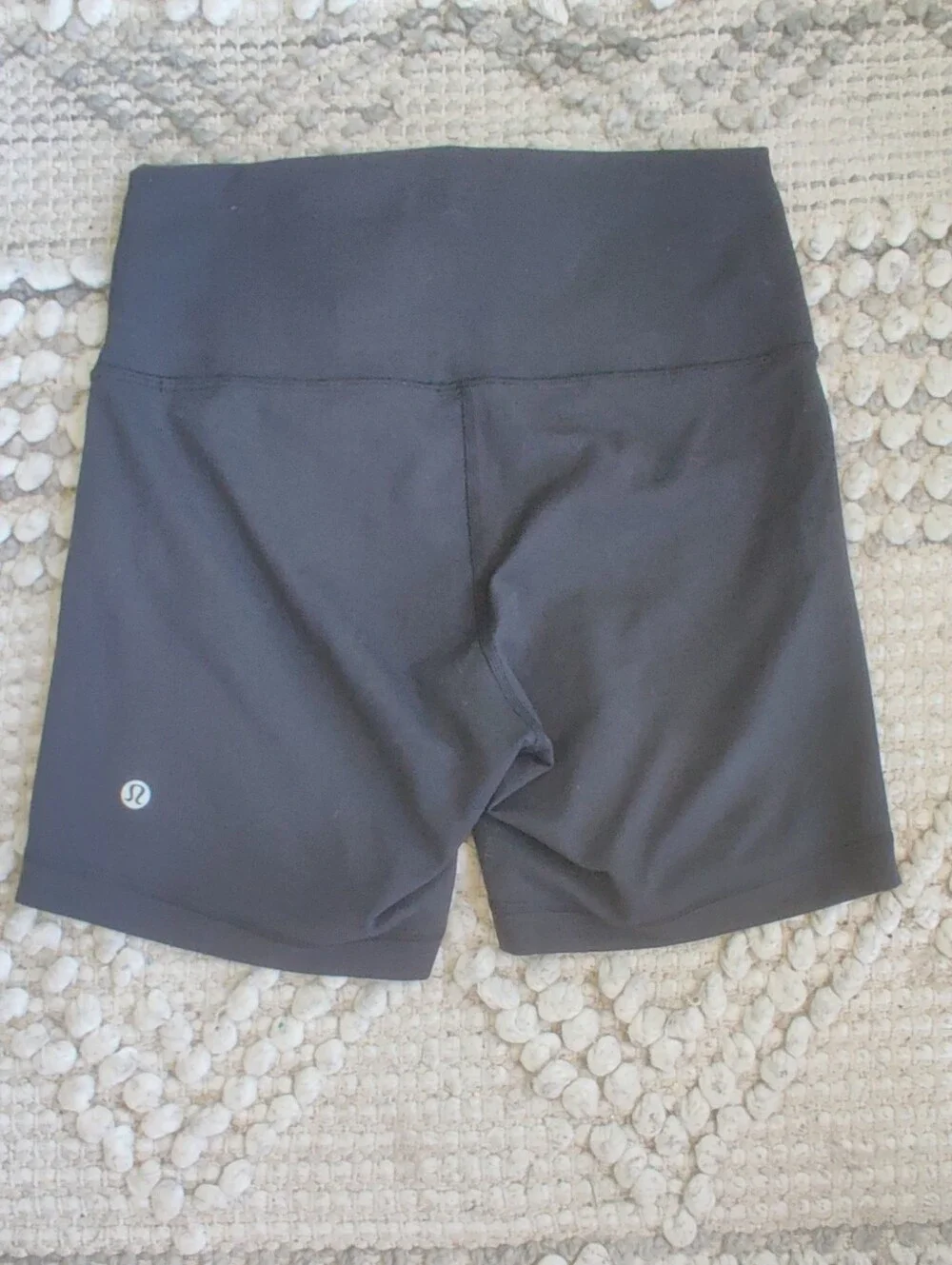 Lululemon Wunder Train High-Rise Short 6